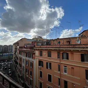  Pensión Luciano San Giovanni Italia